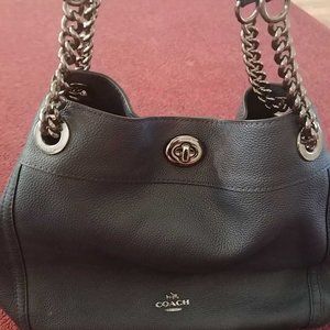 Navy coach Tote